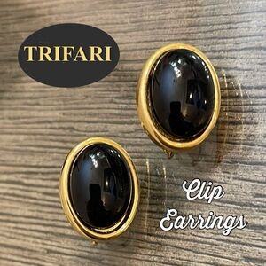 Vintage TRIFARI Elegant Black and Gold Oval Clip Earrings